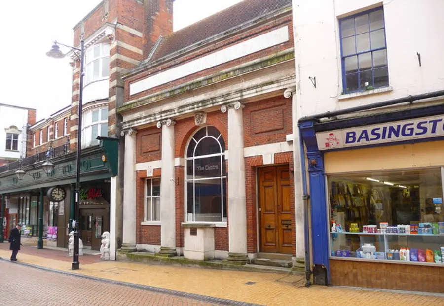 Basingstoke   Community Church   geograph.org.uk   1853740