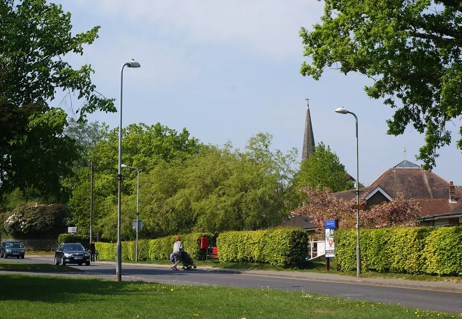 Church Road, Crowborough, Sussex   geograph.org.uk   2380379