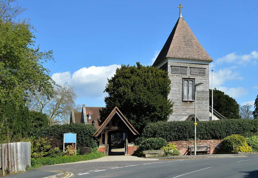 St Peter's Church, Farnborough from the road