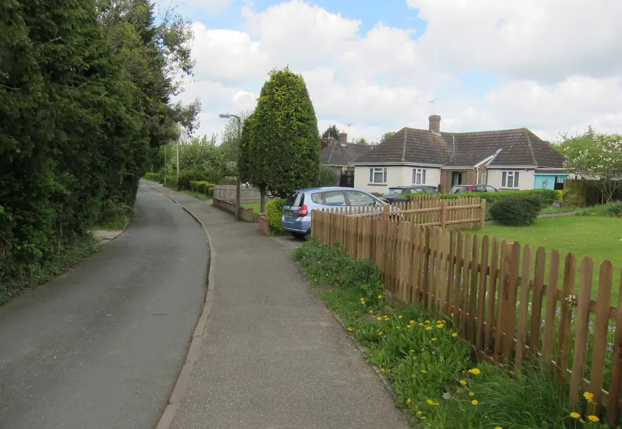 Hill Crescent, Haverhill   geograph.org.uk   3029116