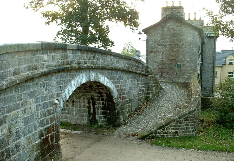 Turning bridge Kendal