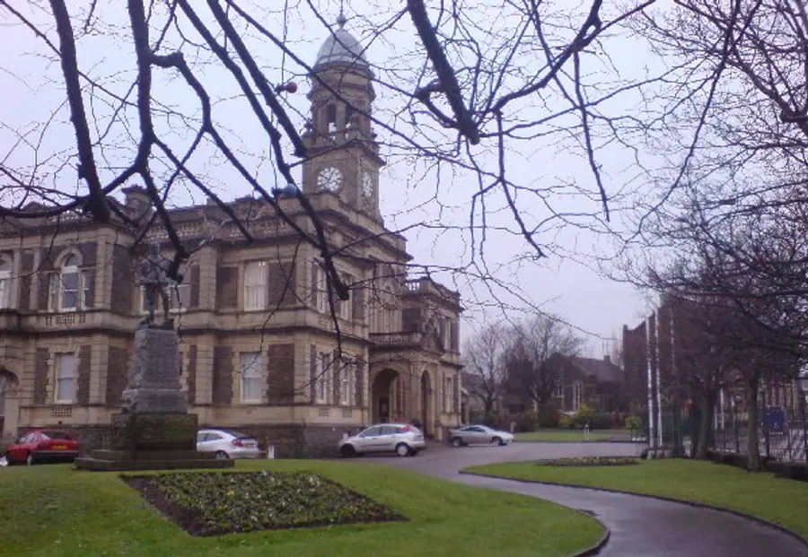 Llanelli Town Hall (Recreated)   geograph.org.uk   307459
