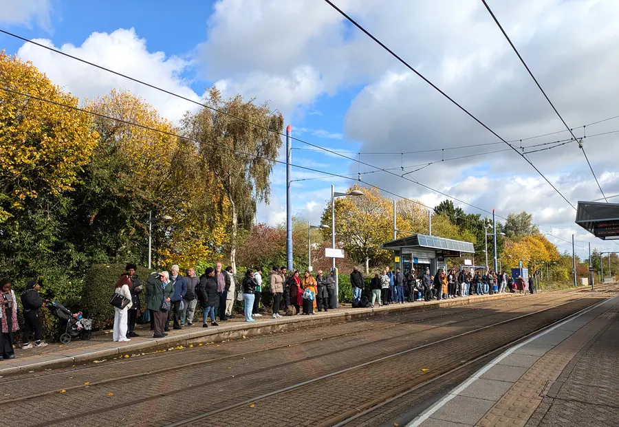 Wednesbury Parkway tram stop, Sandwell   geograph.org.uk   8178885